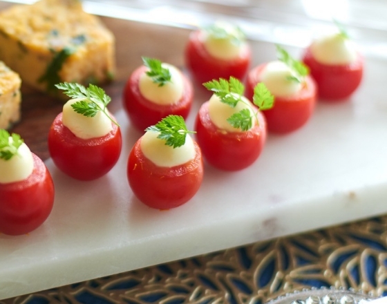 神戸PAPA COOKのフレッシュトマトとモッツァレラのカプレーゼの画像