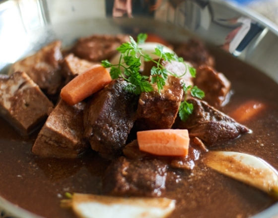 神戸PAPA COOKのじっくり煮込んだ⾚ワイン煮込みの画像